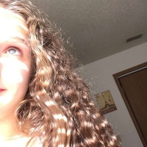 Meet your Posher, Belle